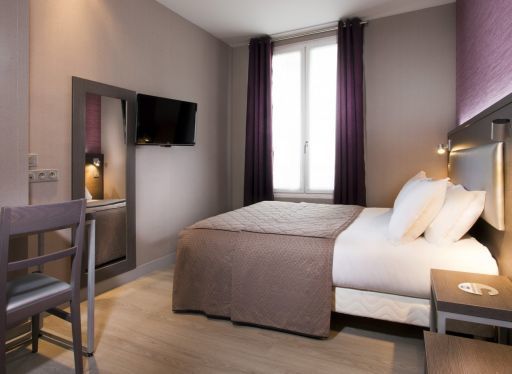 Hotel des Pavillons Paris Double Plus Room